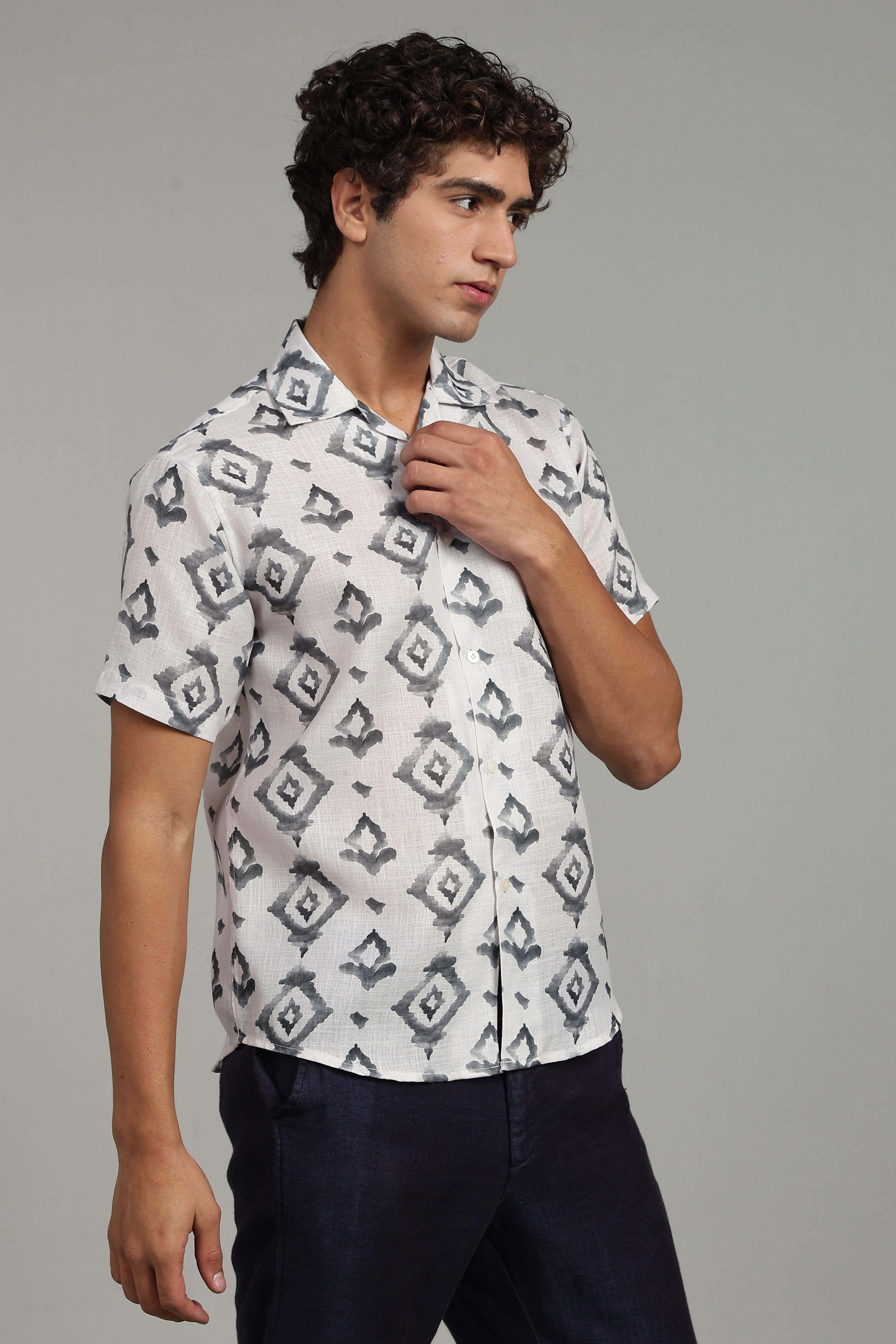 Men’s Grey Printed Casual Shirt
